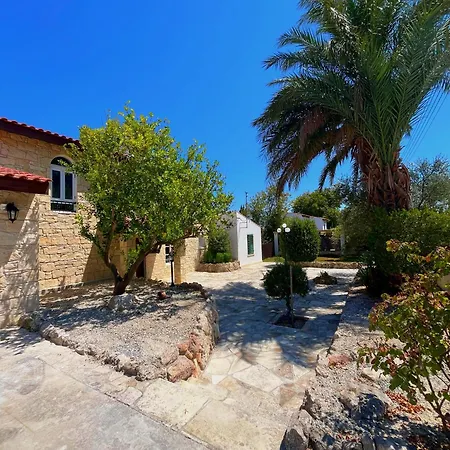 Niki * Pano Akourdalia