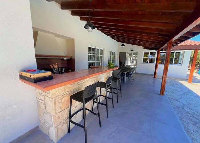 Niki * Pano Akourdalia