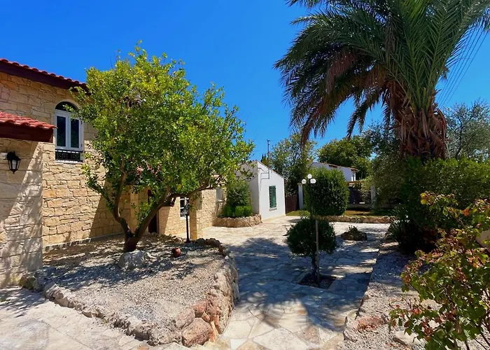 Niki * Pano Akourdalia